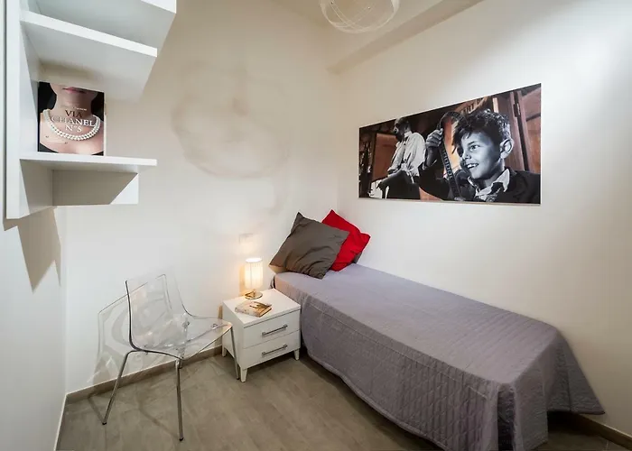 Cineholiday House 1
